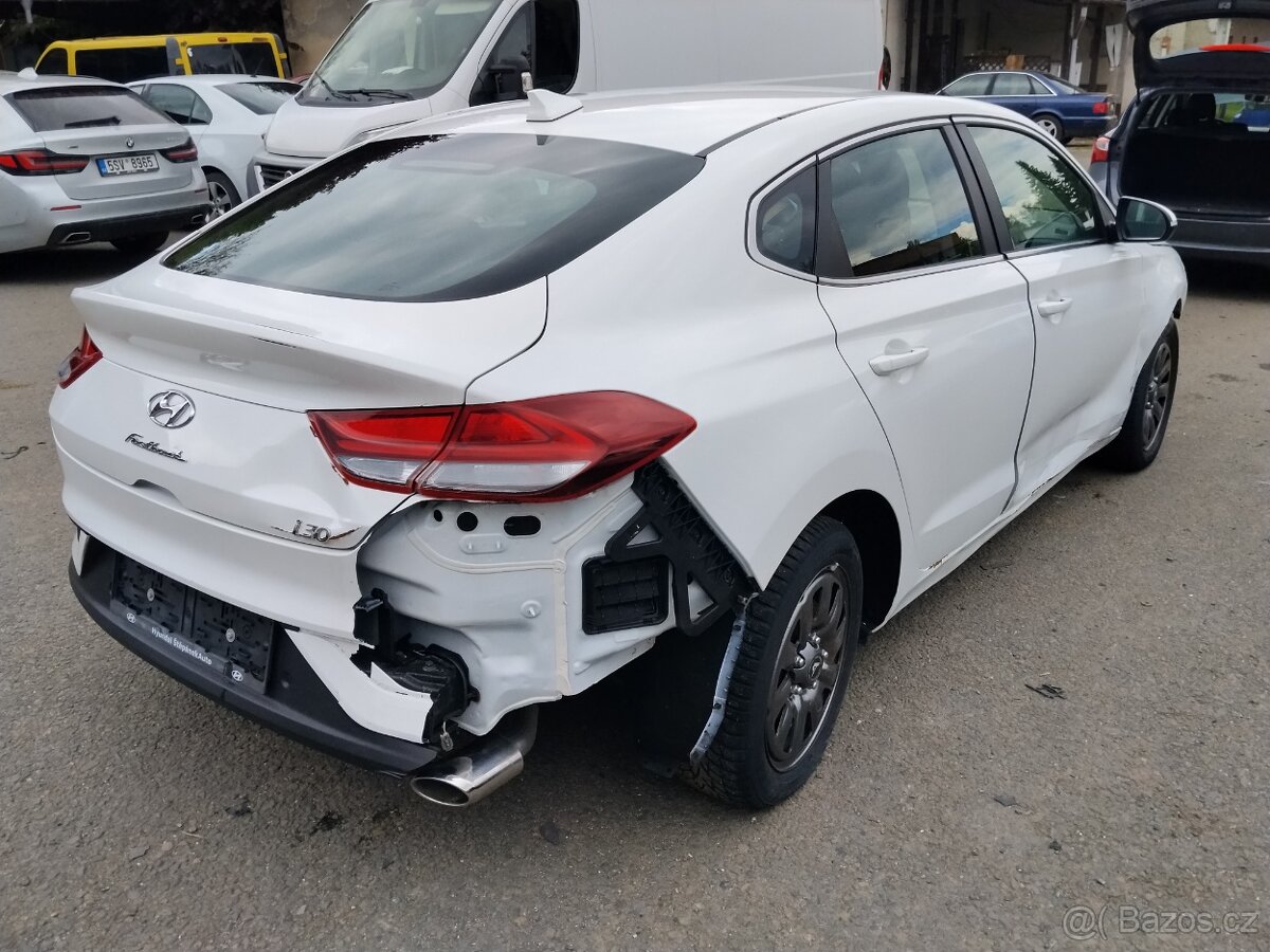 Hyundai i30 Fastback, 1.4, rv.2019/02 (cj.1692) - 3