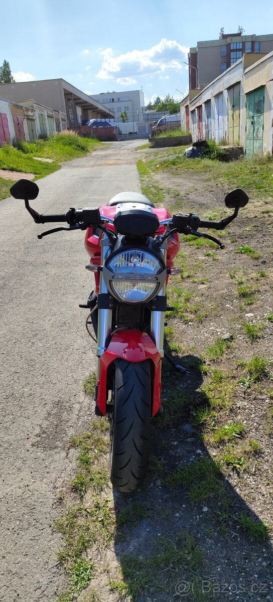 Ducati Monster 696 - 3