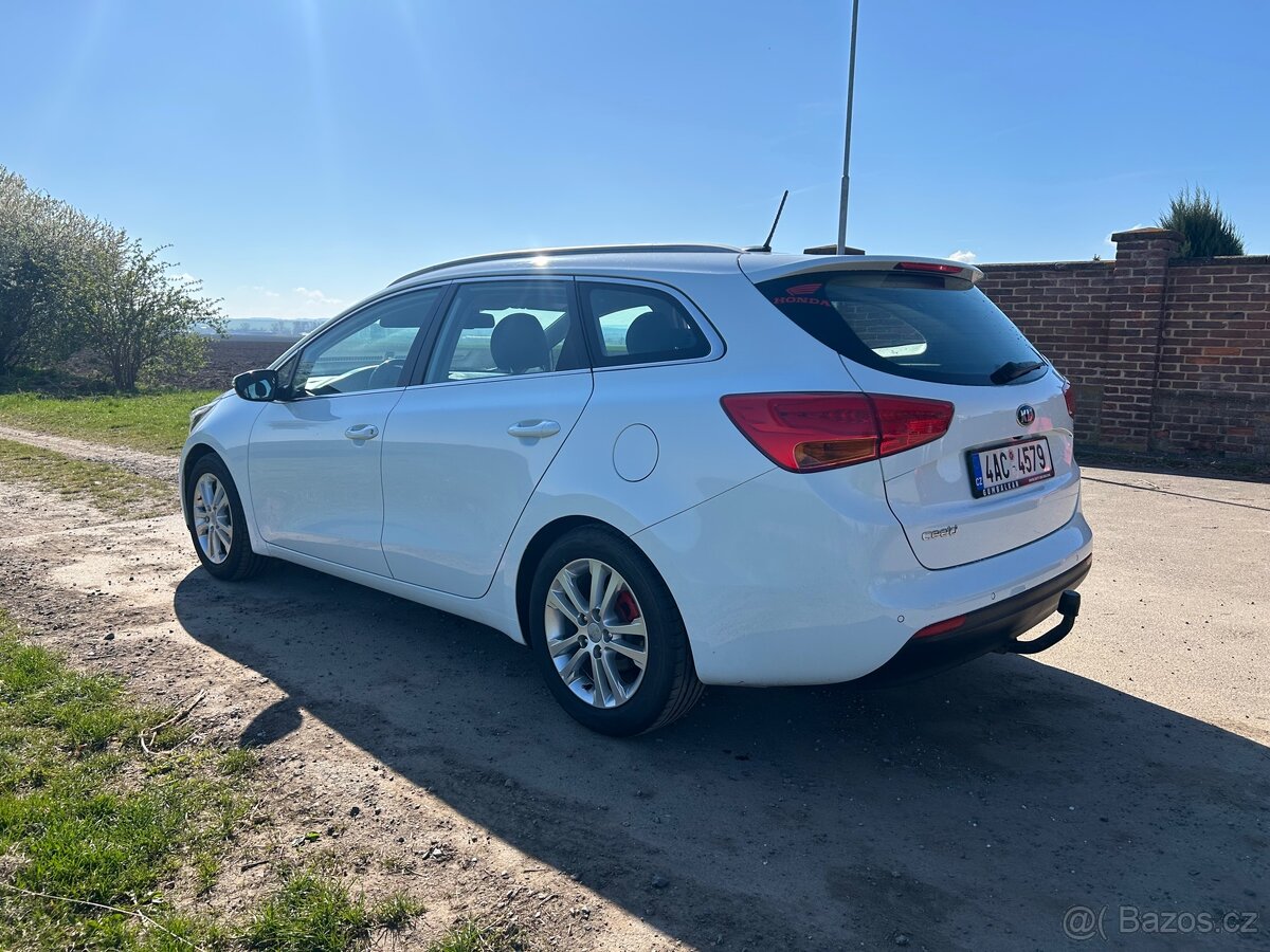 KIA ceed SW 1,6gdi 99kW - 2014 - 3