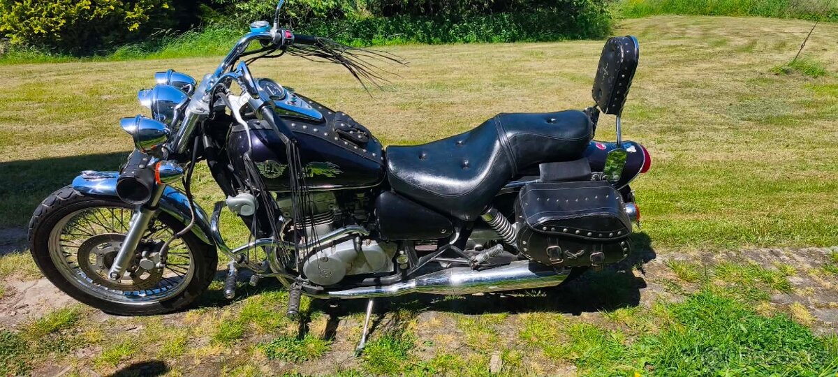 Kawasaki EN 500 Vulkán - 3