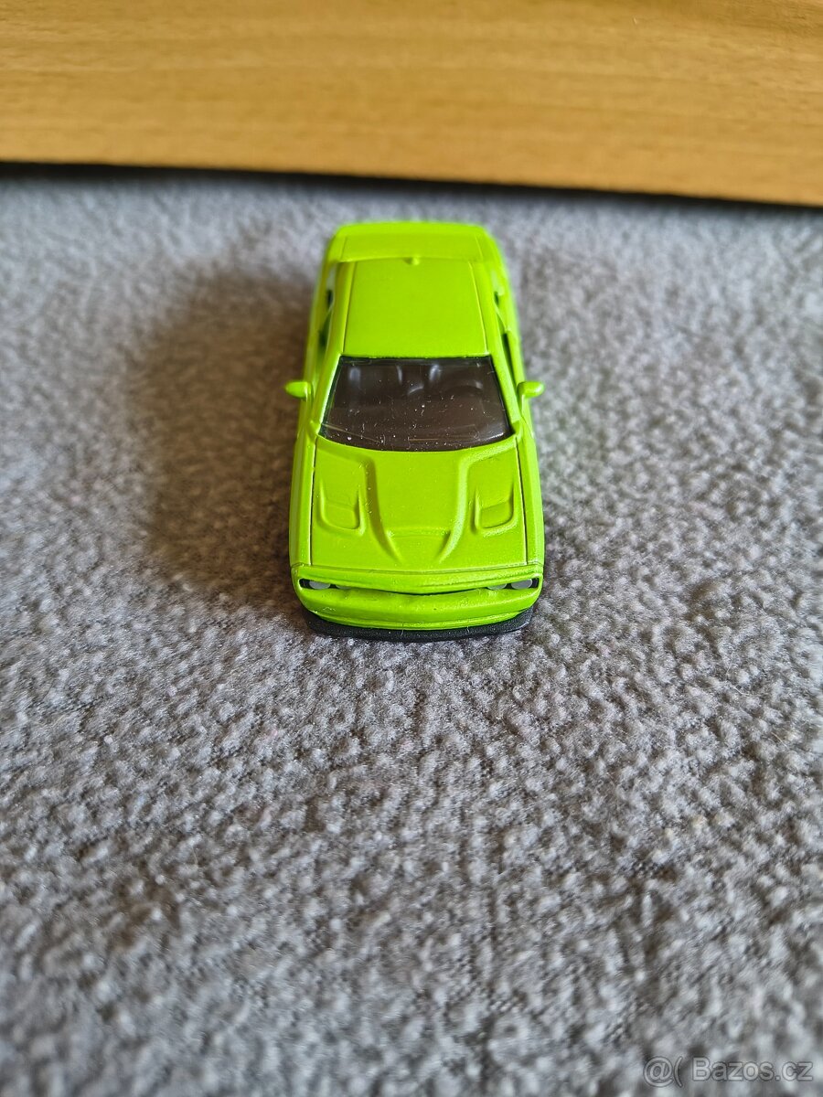 Siku 1408 Dodge Challenger - 3