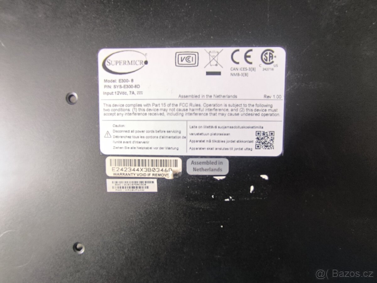 Supermicro E300-8 - 3