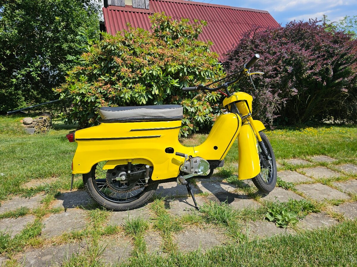Jawa 21 Pionýr - 3