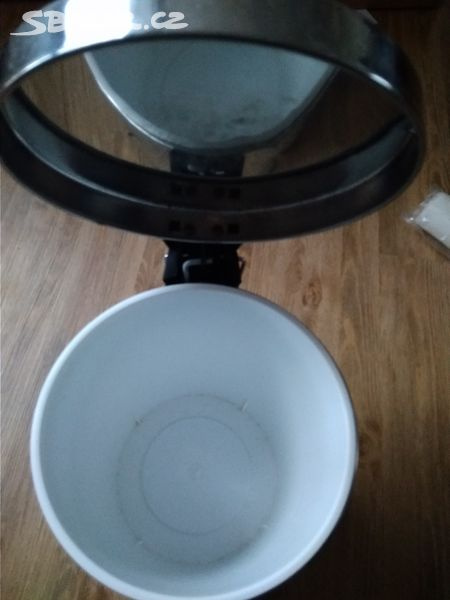 Prodám odpadkový koš, nášlapný - 3