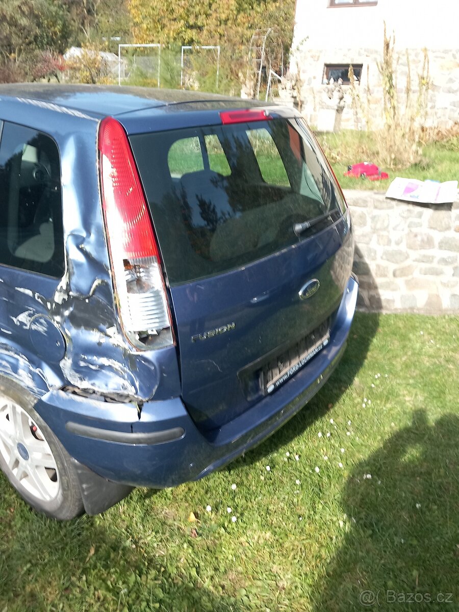 Prodám Ford fusion 14.benzin - 3