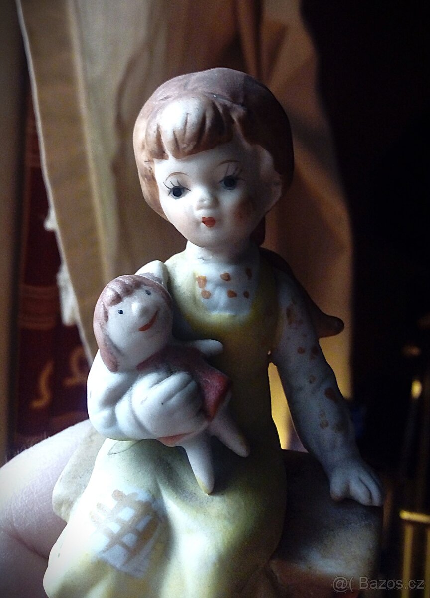 SOŠKA, VÝŠKA 13CM PORCELÁN - 3