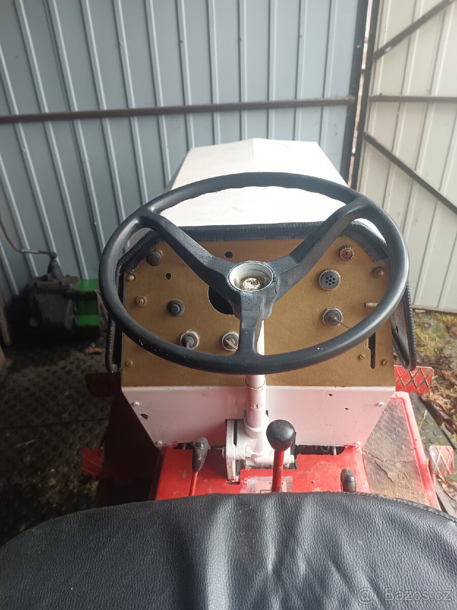 Malotraktor Gutbrod 2400 D - 3