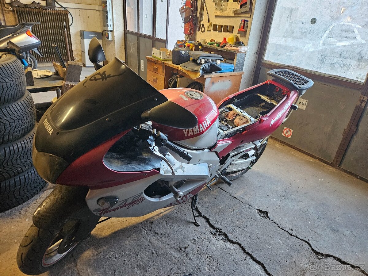 YAMAHA YZF 1000R Thunderace - 3