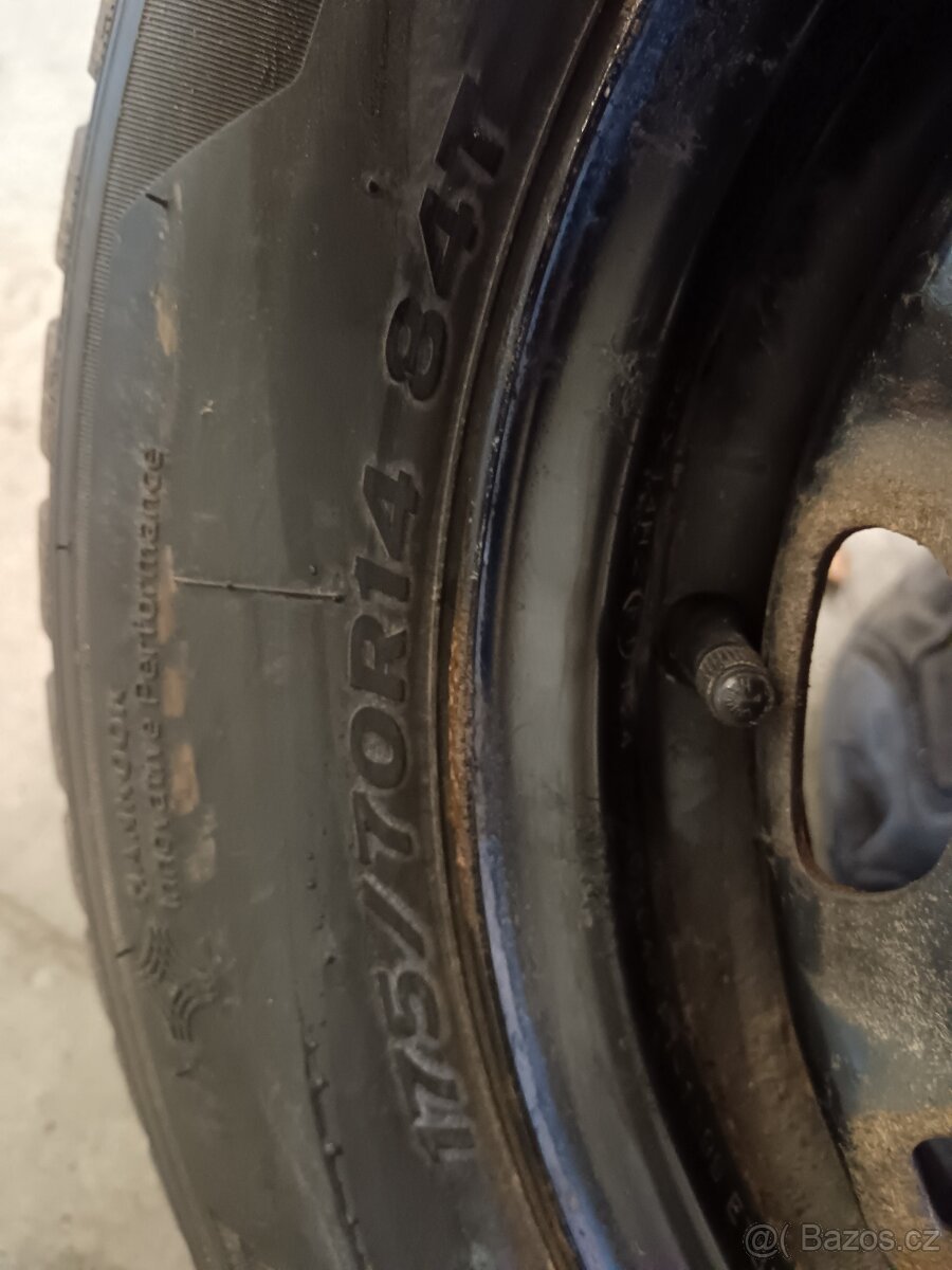 Fabia 175/70 R14 hankook Winter 5Jx14 ET35 nové 99% - 3