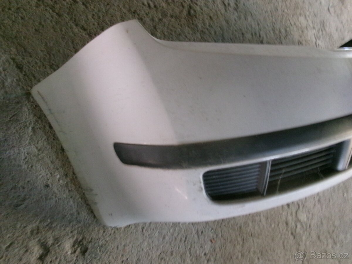 Fabia 1 přední nárazník bílý - 3