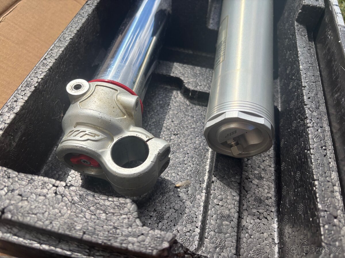 WP xact vidlice + tlumič - 3