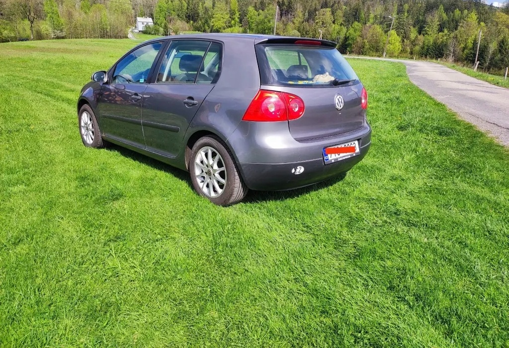 Volkswagen Golf V - 1.6 75kW - 3