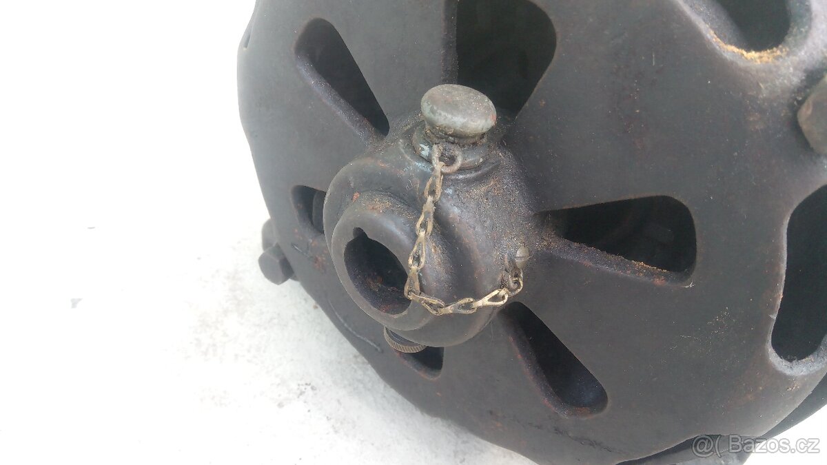 Velmi starý elektromotor - do sbírky. - 3