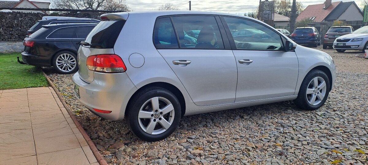 Volkswagen Golf 2.0 TDI 103kW 4MOTION - 3
