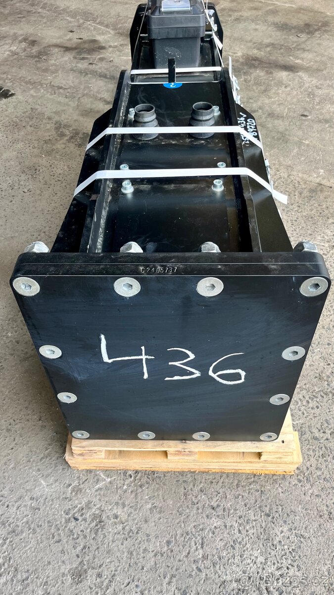 Hydraulické Bourací kladivo na bagr 12-18t - 3