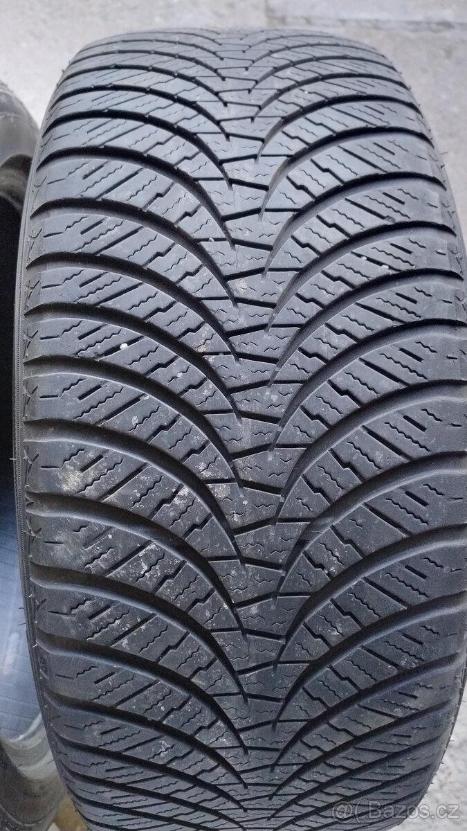 225/45 R19 Celoroční Falken - 3