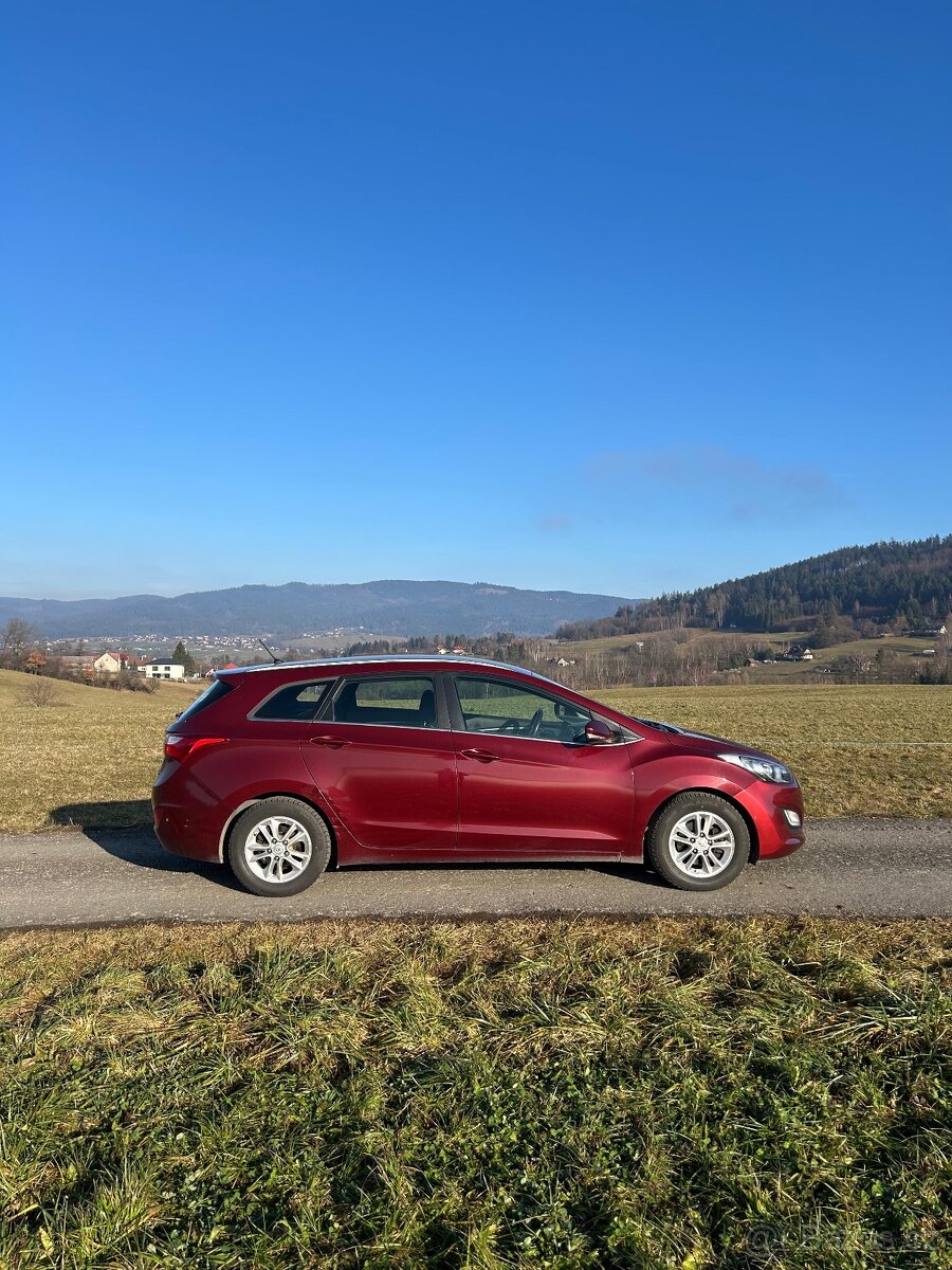 Hyundai i30 kombi, 1.6 CRDi - 3
