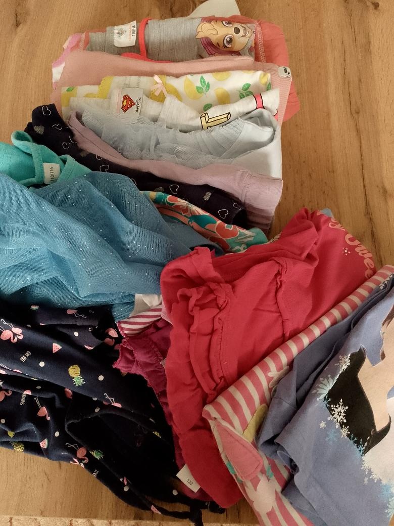 Balík oblečení holka 122 - 3