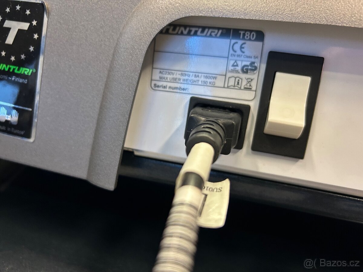 Běžecký pás TUNTURI T80 - 3