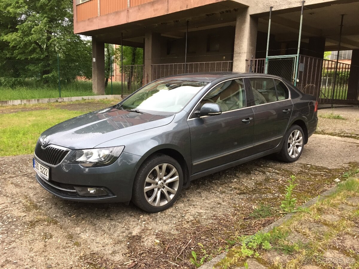 Škoda Superb 2, 4x4 r. 2014 najeto 130tis.km - doloženo - 3