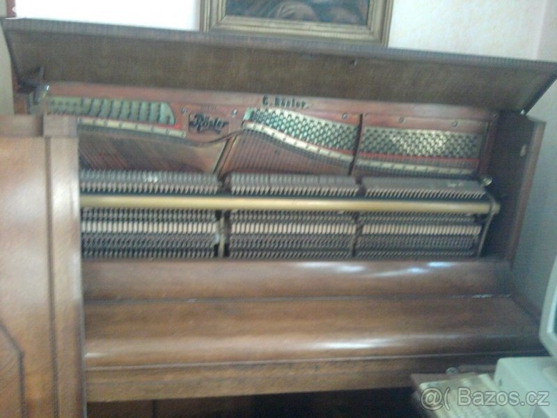 Prodám staré piano Rösler - 3