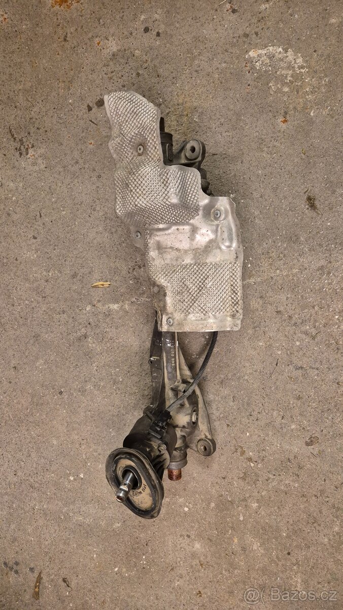 Středový tunel a řízení Škoda Octavia III - 3