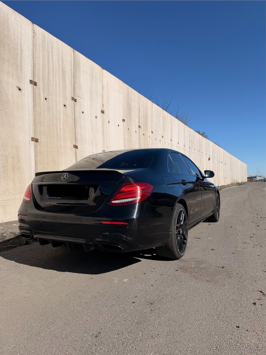 Mercedes-Benz Eclass 220cdi DPH E63bodykit - 3