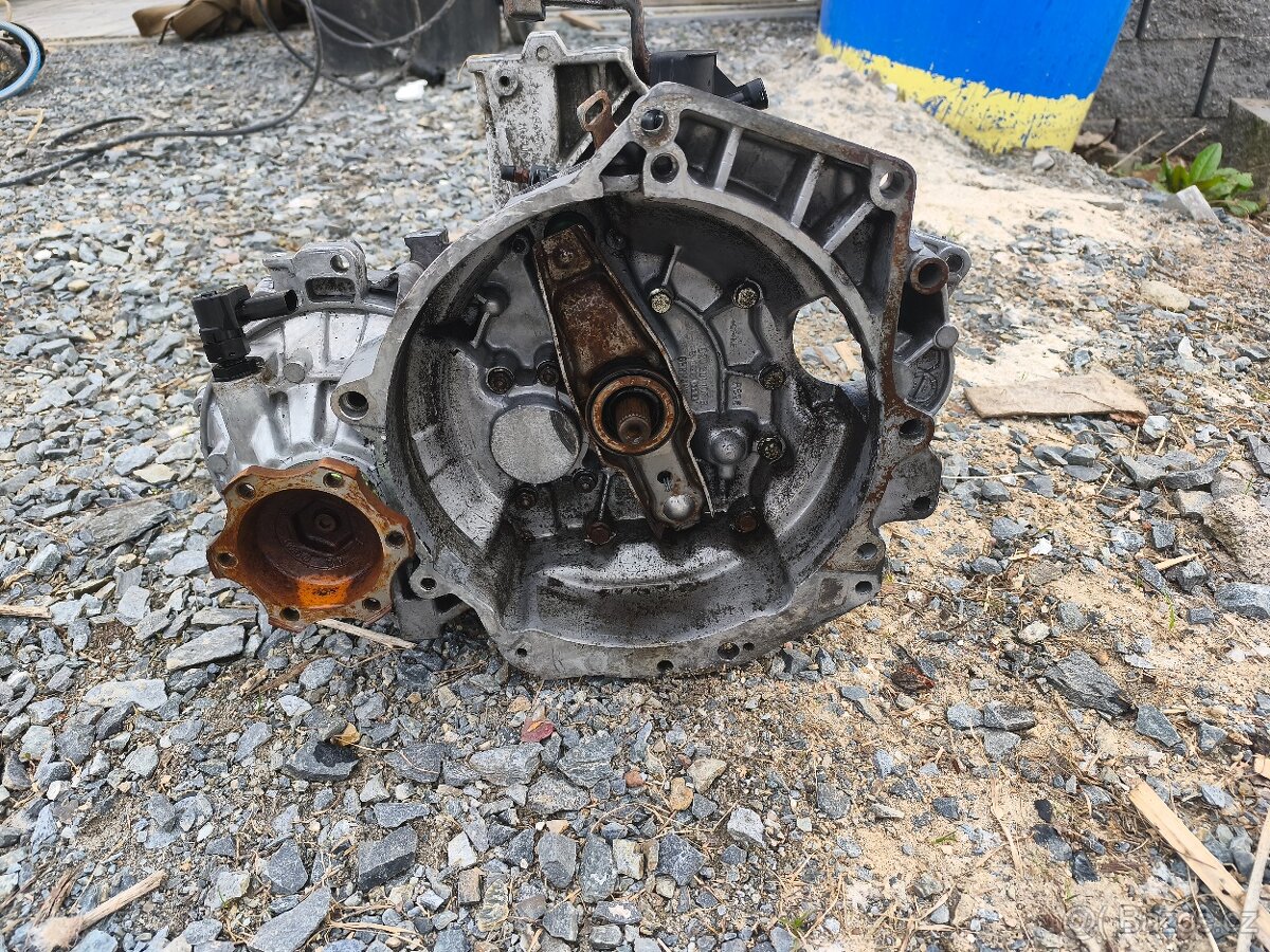 Převodovka DZL VW 2.3 V5 - 3
