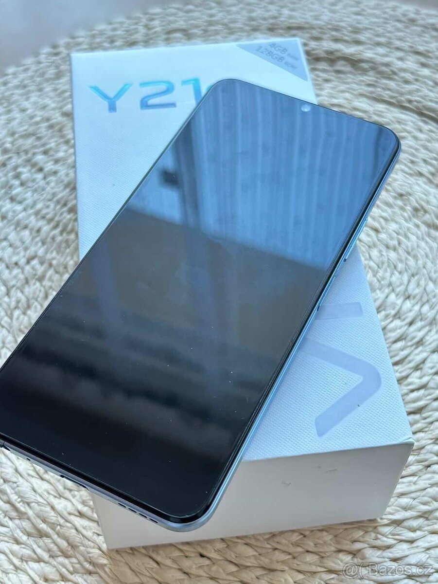 Vivo y21s - 3