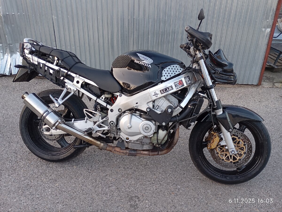Honda cbr 600f4 - 3