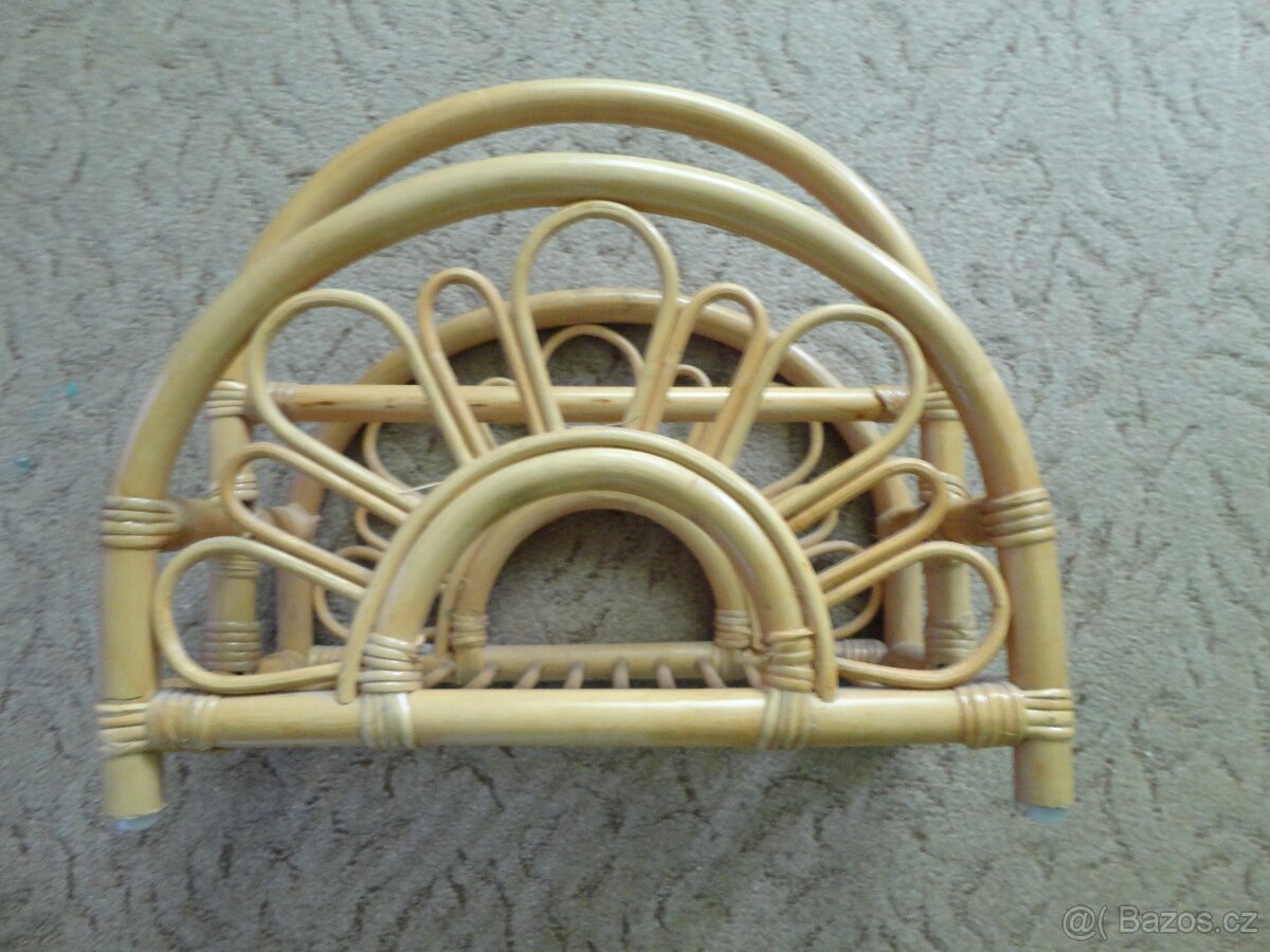 Bambusovy koš na lahve - 3