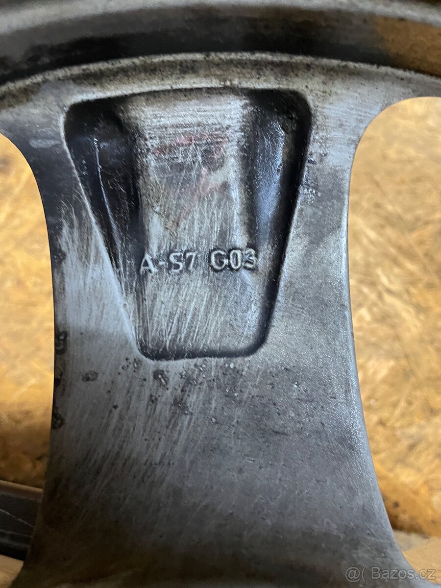 Kola Peugeot 255/55 R17 - 3