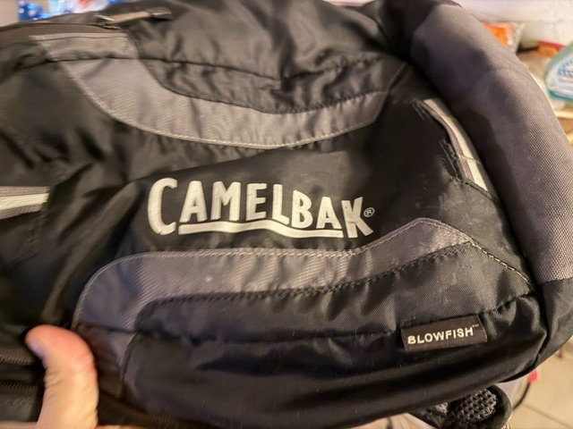 Prodám batoh Camelbak Blowfish 20 – Black - 3