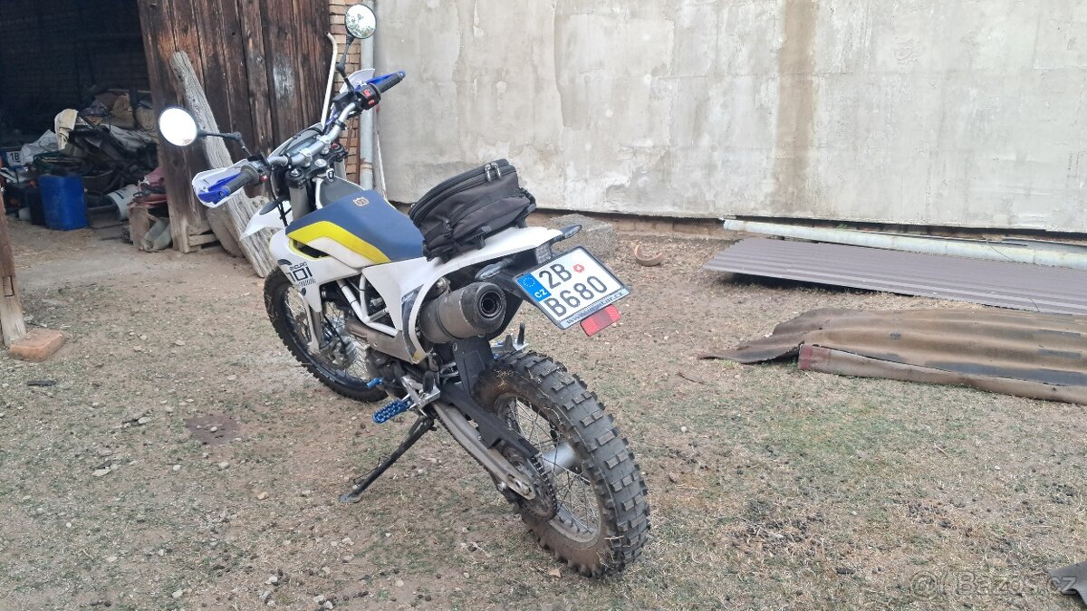 Prodám Husqvarna 701 RV2017 + vozík na 2 moto