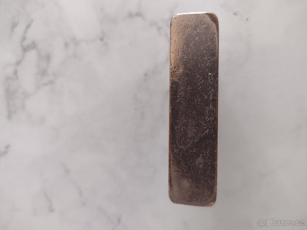 BENZÍNOVÝ ZAPALOVAČ - 3