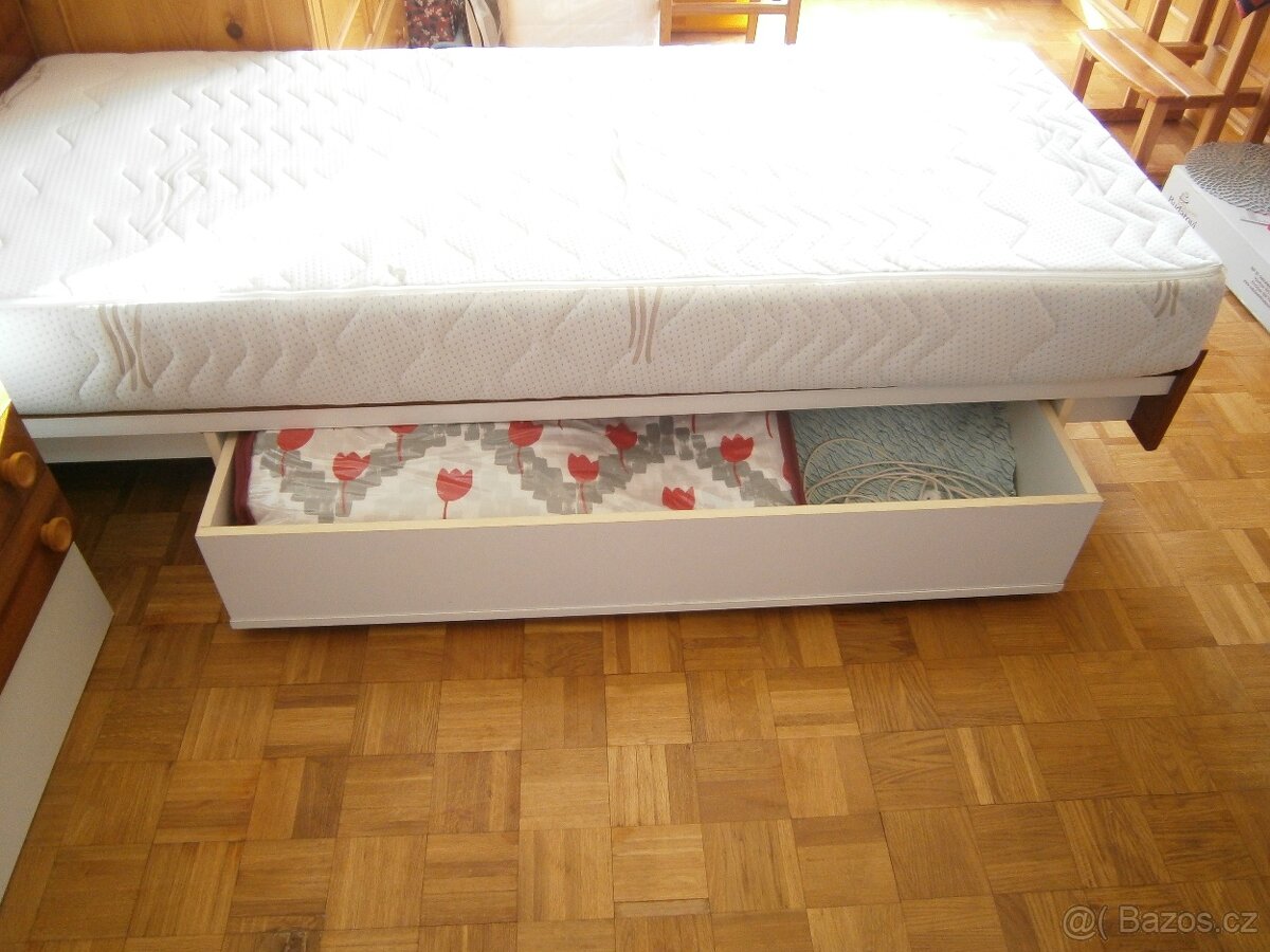 POSTEL + MATRACE - 3