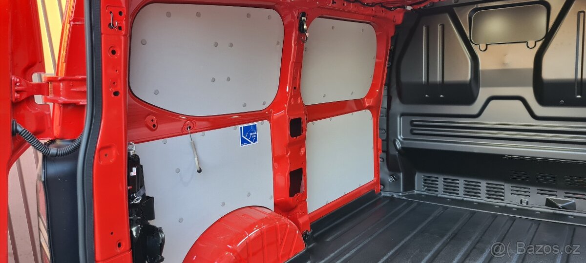 Ford transit custom obložení nakl prostoru - 3