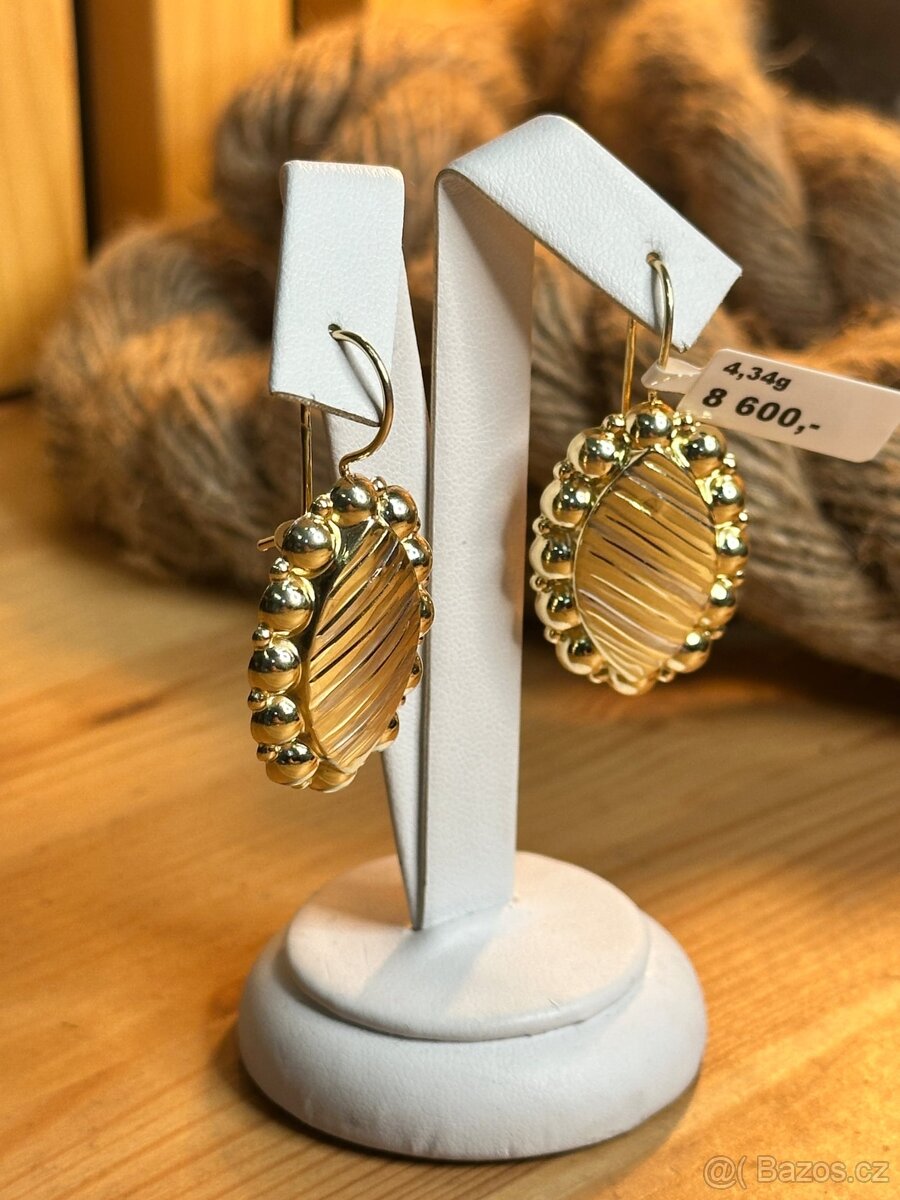 Zlaté náušnice 4,34g
- 3