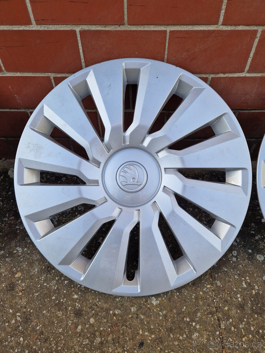 poklice skoda R16 kryty disku 16 škoda Poklice r16 - 3