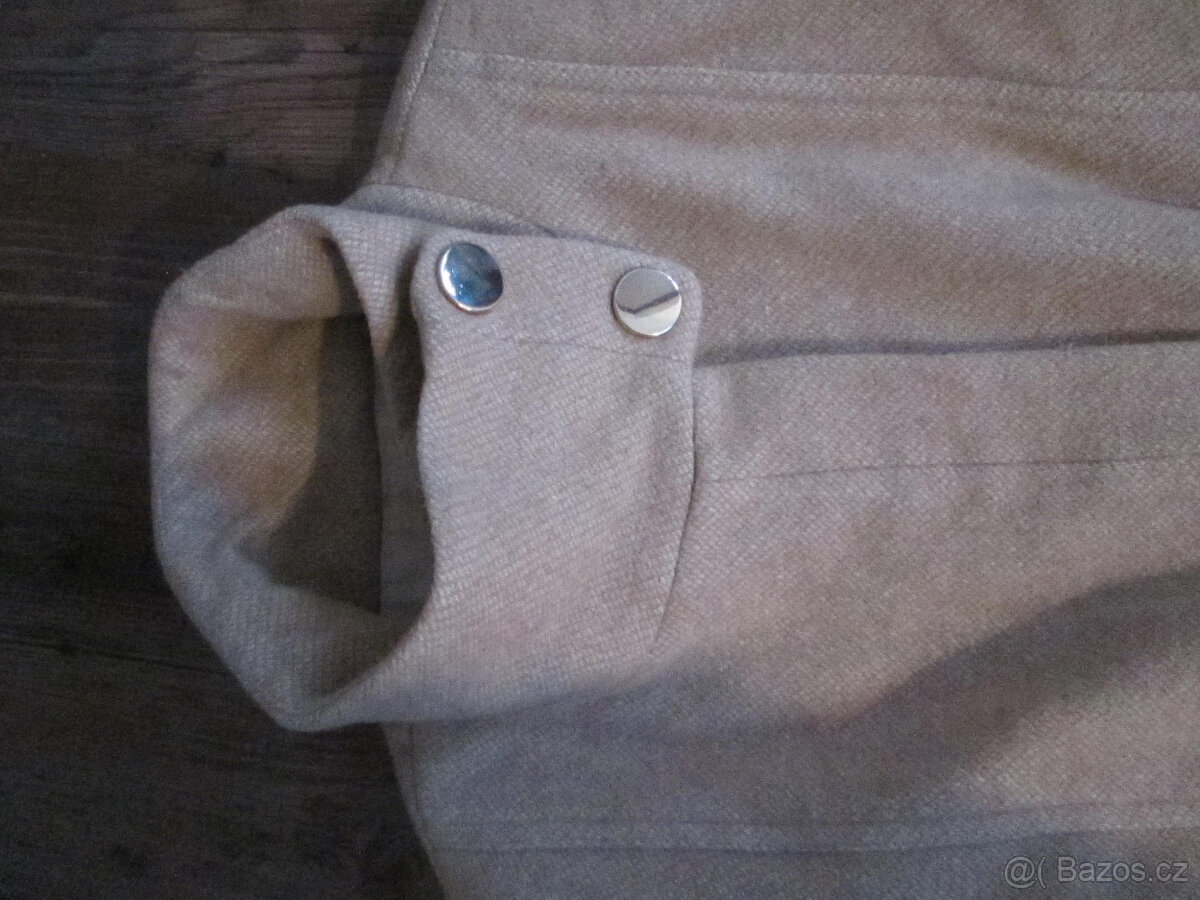 Béžový zimní kabát zn. Mango, L/40, 62% vlny - 3