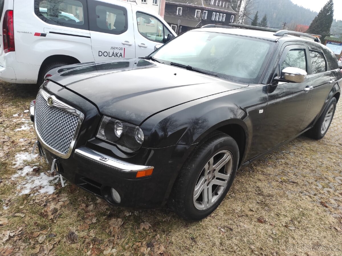 Chrysler 300C 3,5V6 183kw.rv2006 - 3