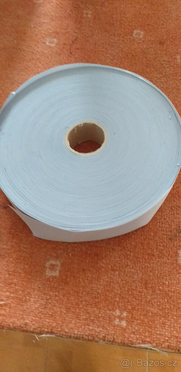 Prodám bavlněnou a PES pásku na vázání stromků a keřů - 3