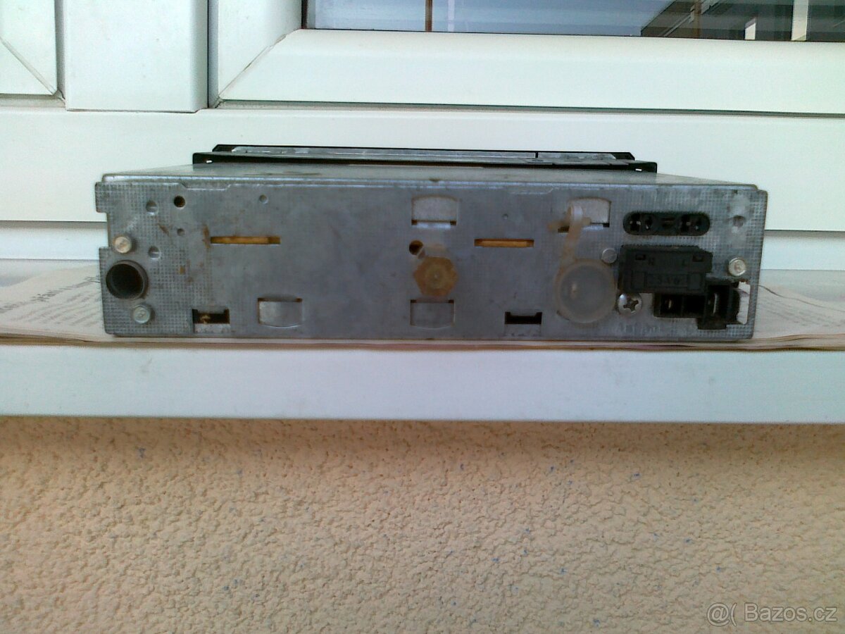 Prodám autorádio BLAUPUNKT-..-. - 3