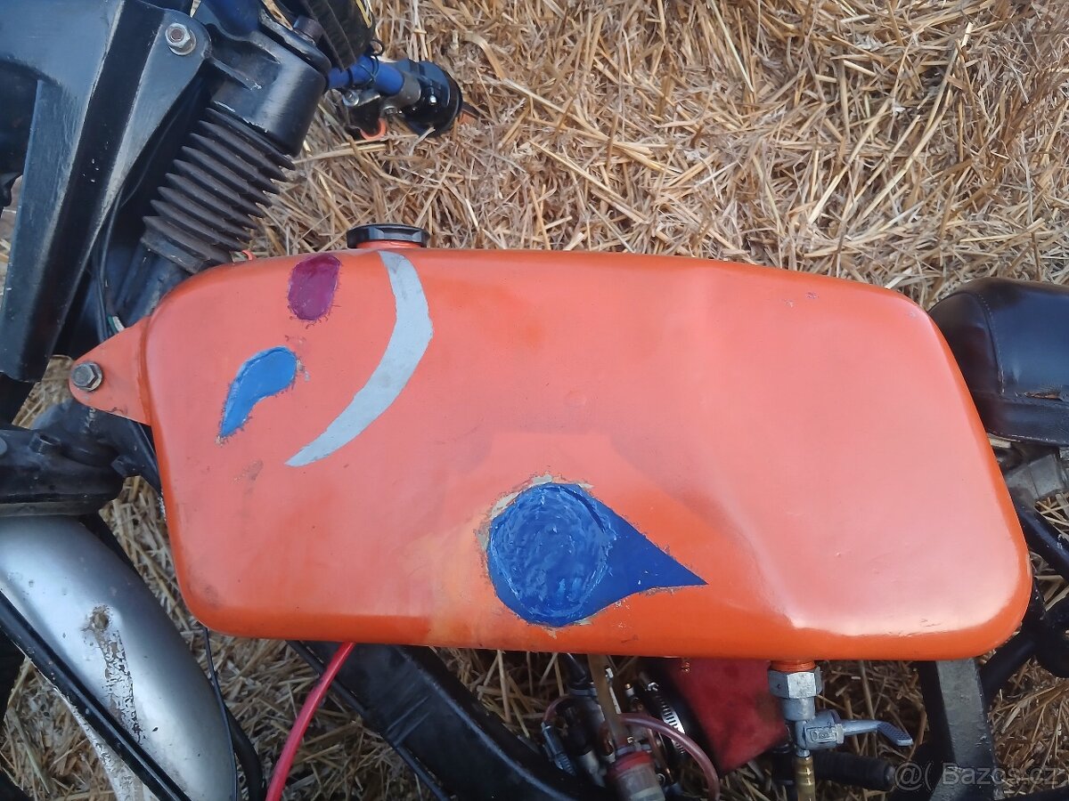 Nádrž jawa mustang - 3