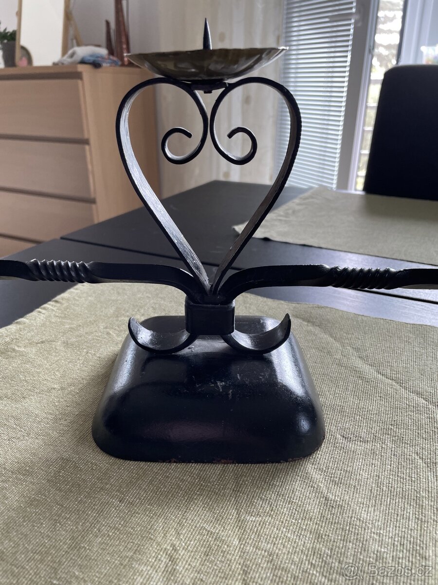 Starý kovový svícen na 3 svíčky - 3