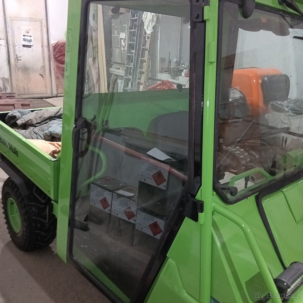 Kawasaki Mule 4x2