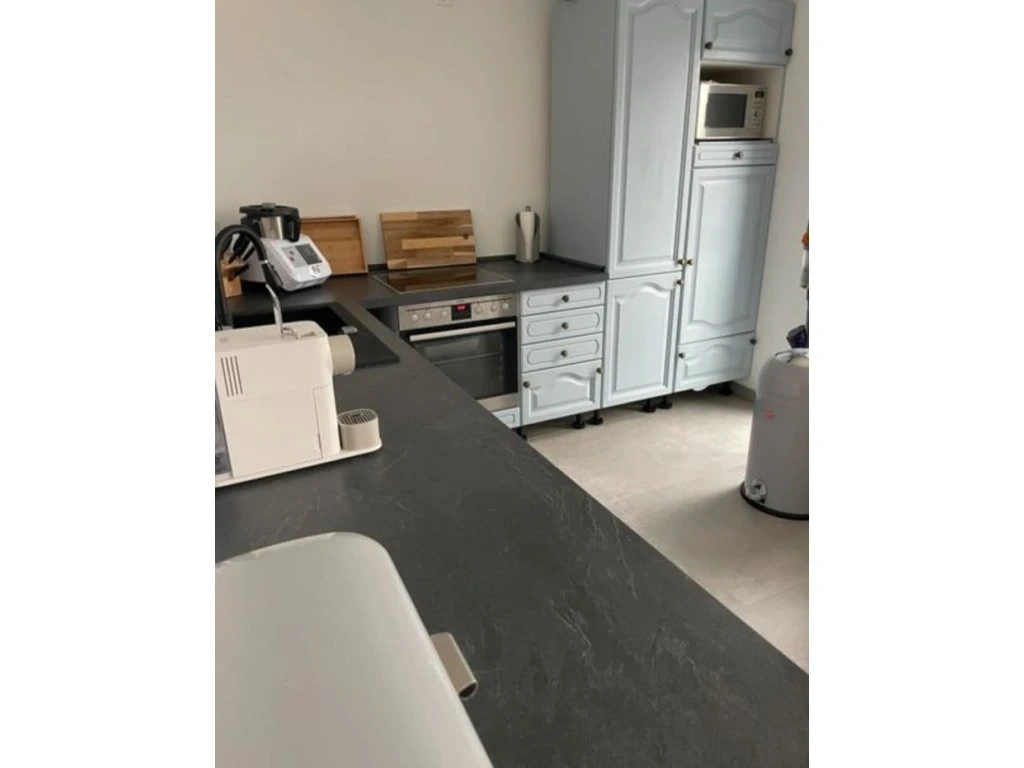 Kuchyňská linka z masivu se zánovními spotřebiči,5612 - 3