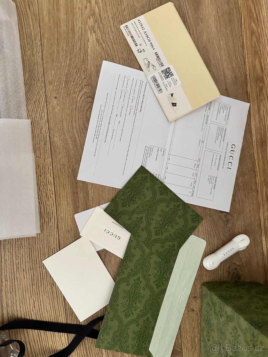 Gucci tenisky ace trainers with bee vel 40 - 3