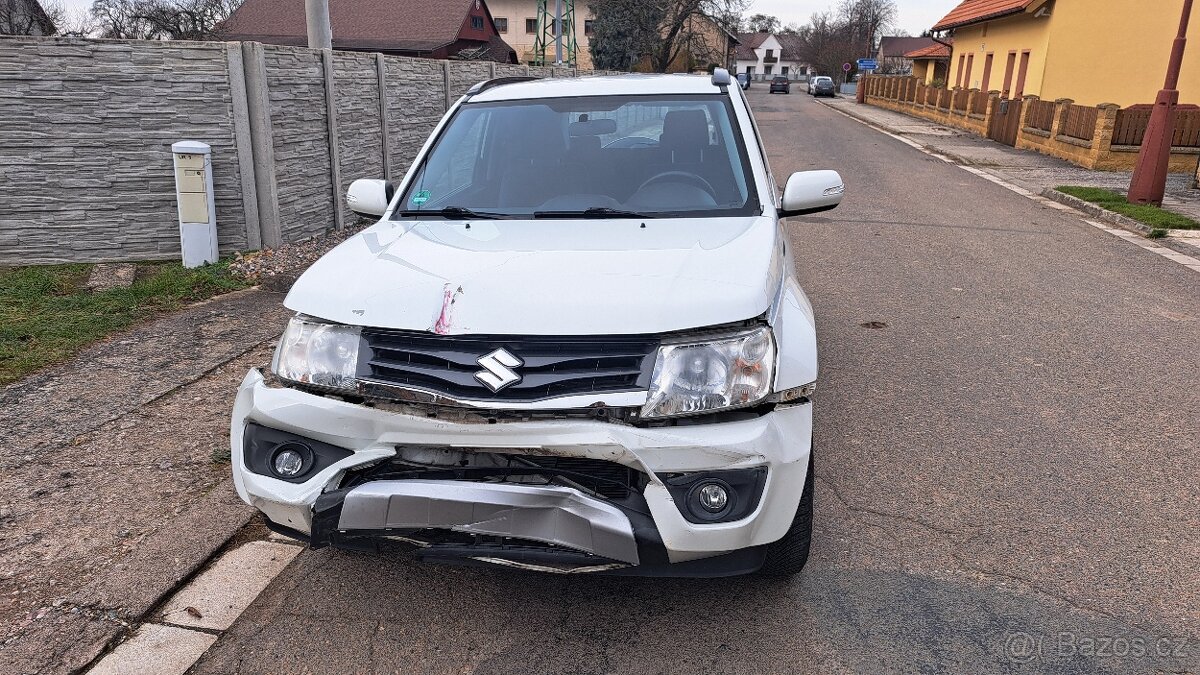 Suzuki Grand Vitara 2.4i Comfort 122kw, automat, 86000 km - 3