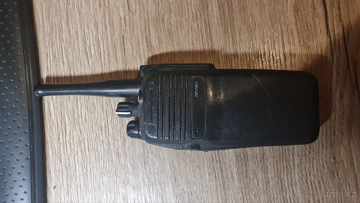Motorola DP 3400/3401 UHF vysílačka radiostanice - 3